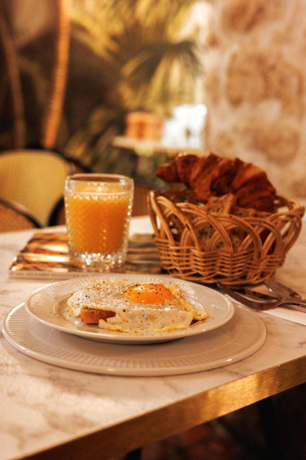 Hotel De Fleurie - Saint-Germain-Des-Pres Paris Luaran gambar